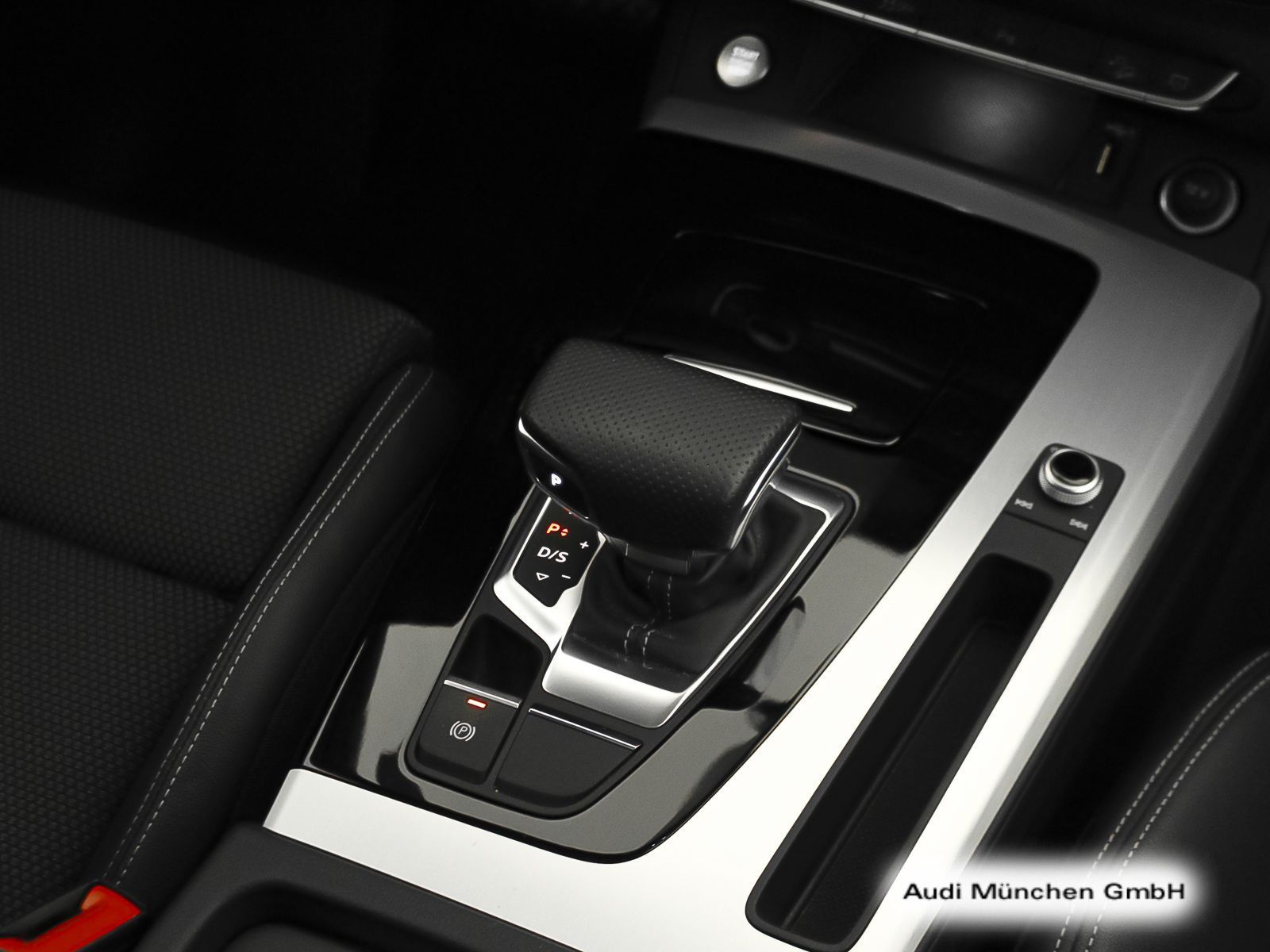 Audi Q5 50 TFSI e qu. S tronic S line Pano/Virtual/Na foto 17