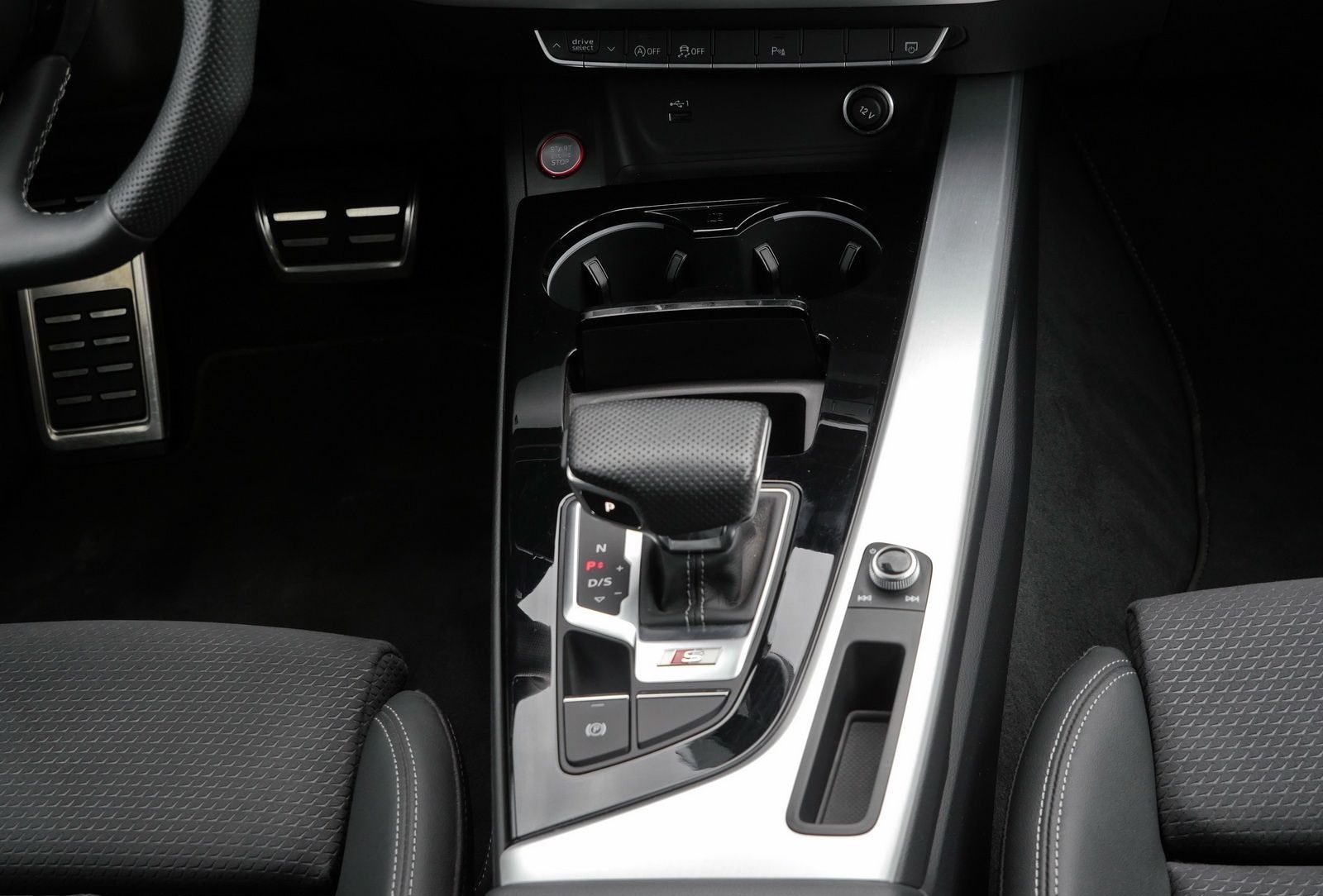 Audi S4 Avant 3.0 TDI quattro Business*LED*AHK*Navi foto 7