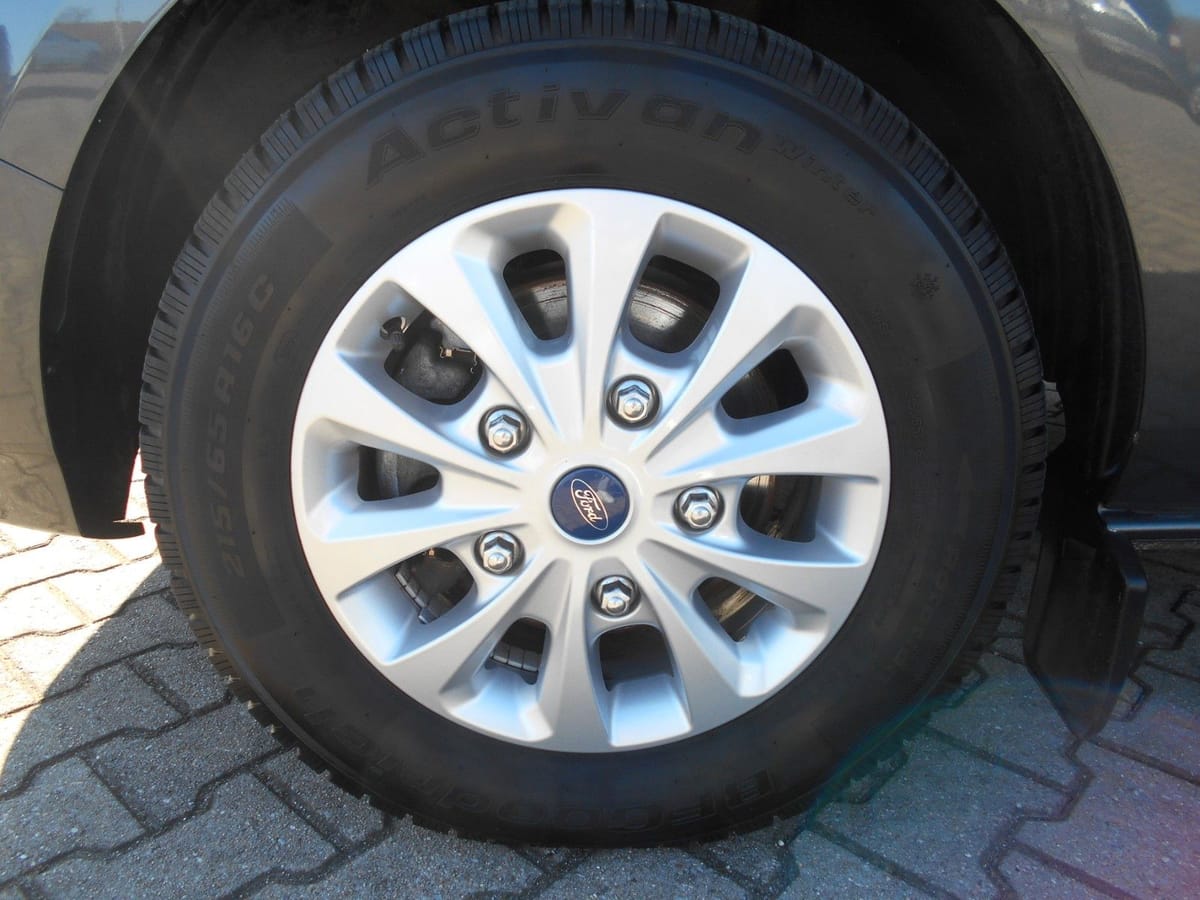 Ford Tourneo Custom L1 8-Sitzer RFK SHZ GRA foto 4