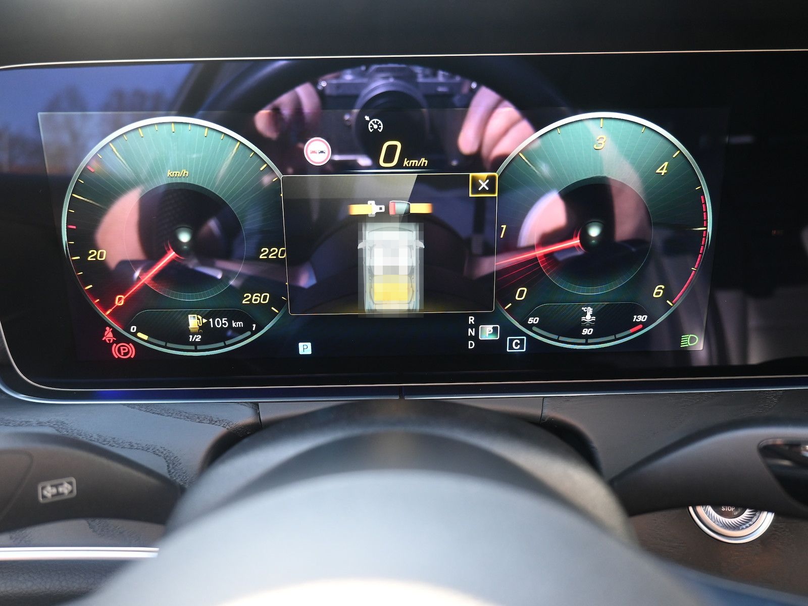 Mercedes-Benz E 400 dT 4M *AMG-Line* DSG Navi Pano 19Alu foto 4