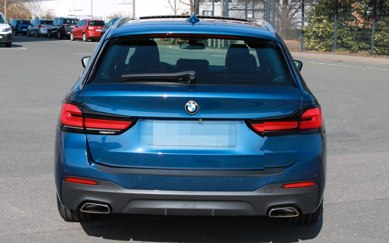 BMW 540d Touring xDrive M Sport PANO HUD Keyless foto 8