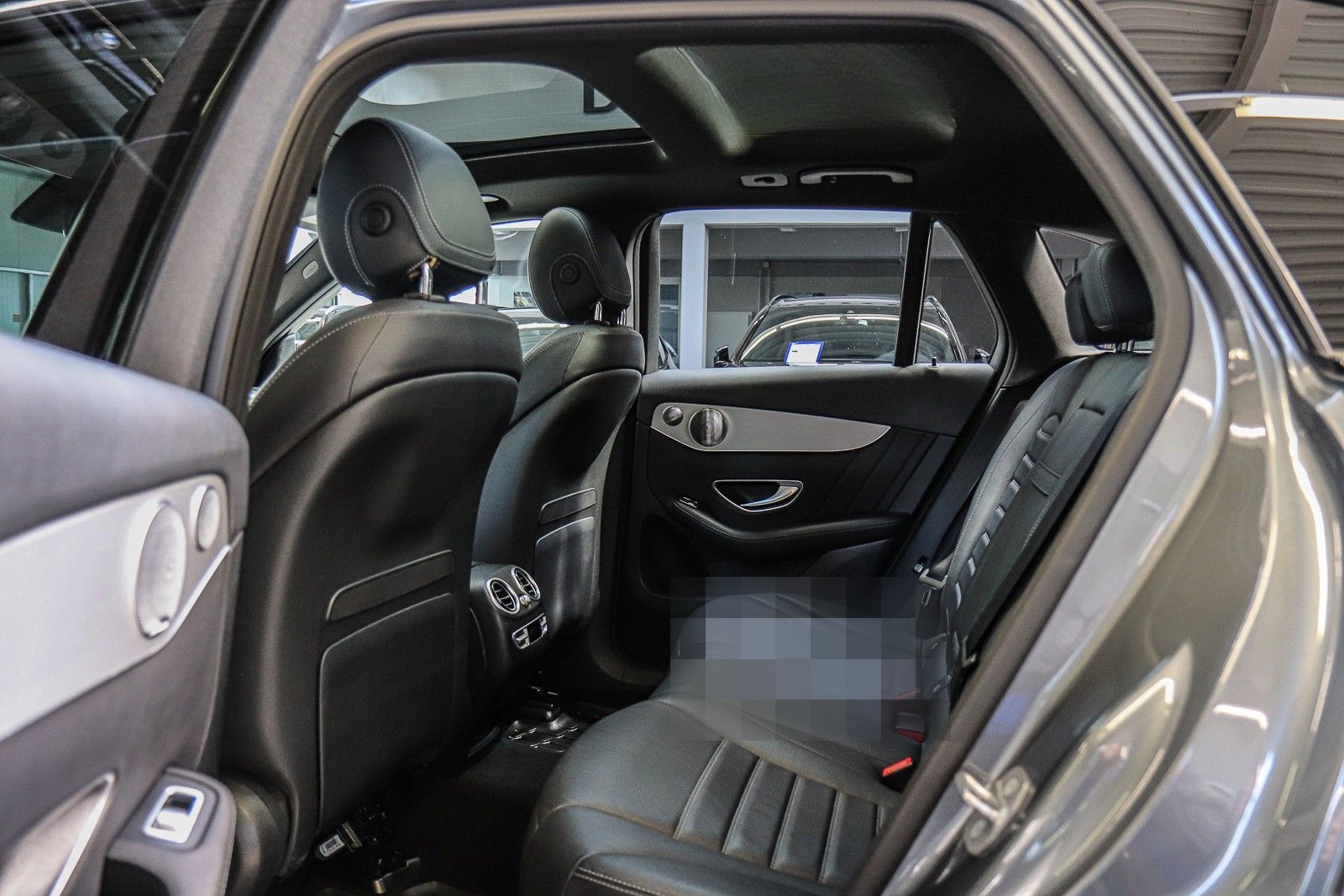 Mercedes-Benz GLC 350 d 4Matic/AMG LINE/BURMESTER/PANORAMA/LED foto 12