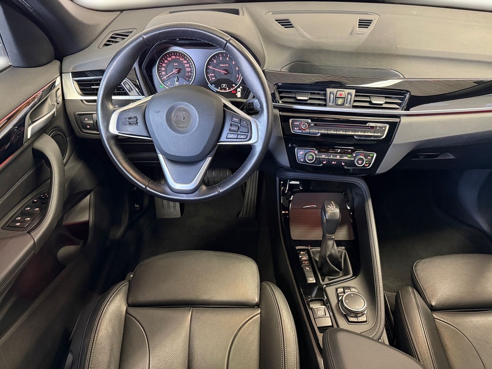BMW X1xDrive20i*LED*NaviPlus*Leder*HUD*Panorama*PDC* foto 11