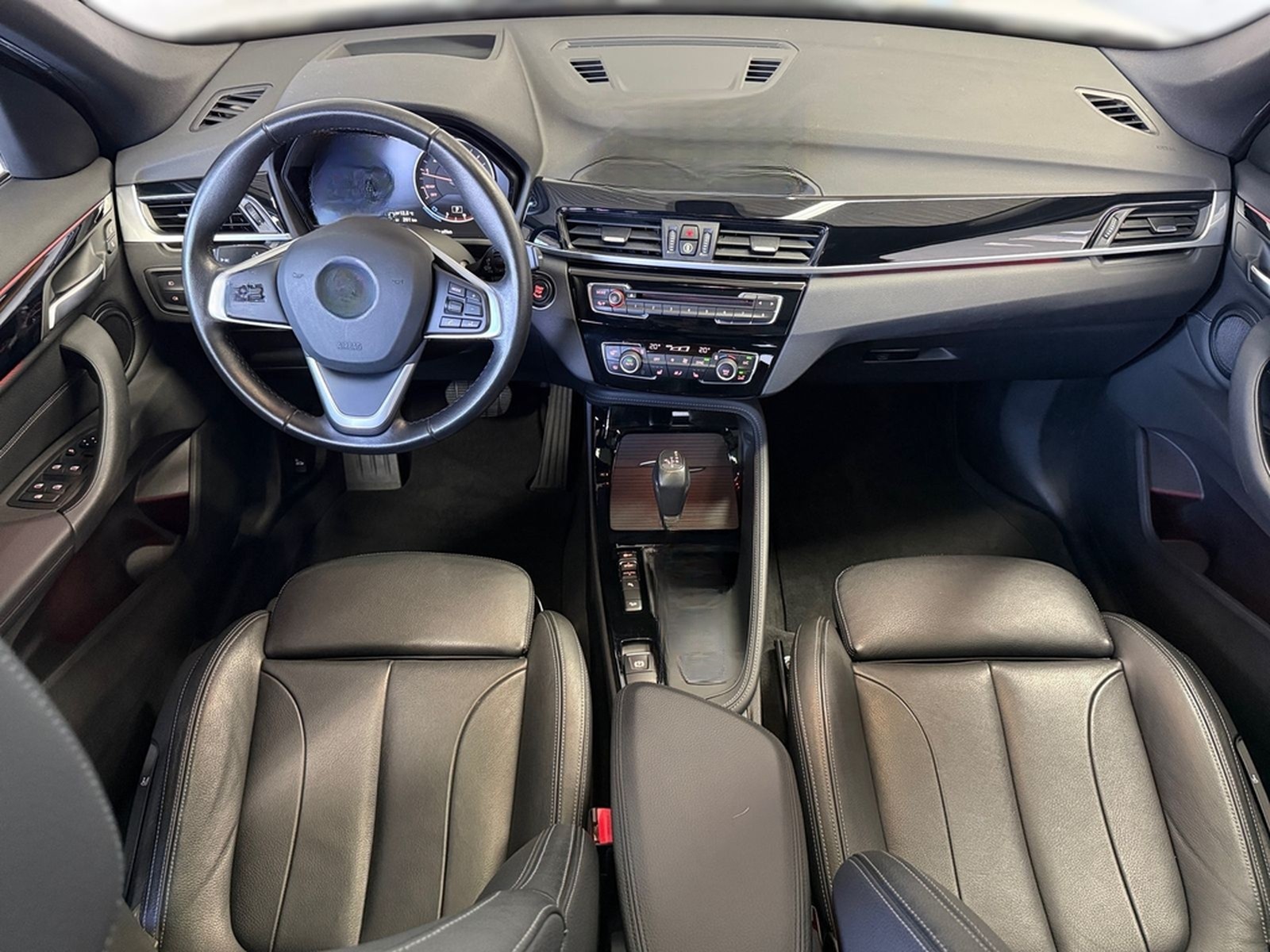 BMW X1xDrive20i*LED*NaviPlus*Leder*HUD*Panorama*PDC* foto 15