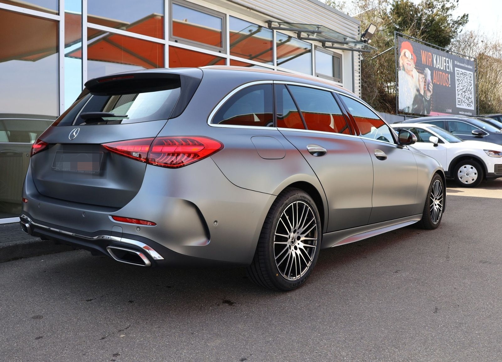 Mercedes-Benz C 220  T d 4Matic AMG Pano Distr. HUD 360° foto 8