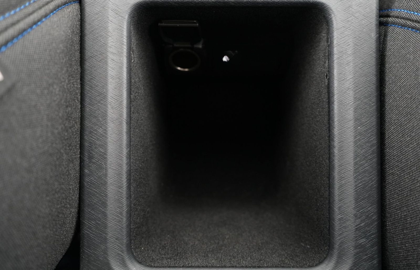 Lynk&Co 01 1.5T HEV Nav|ACC|Pano|LED|360Alarm|SHZ|20 ACC foto 14