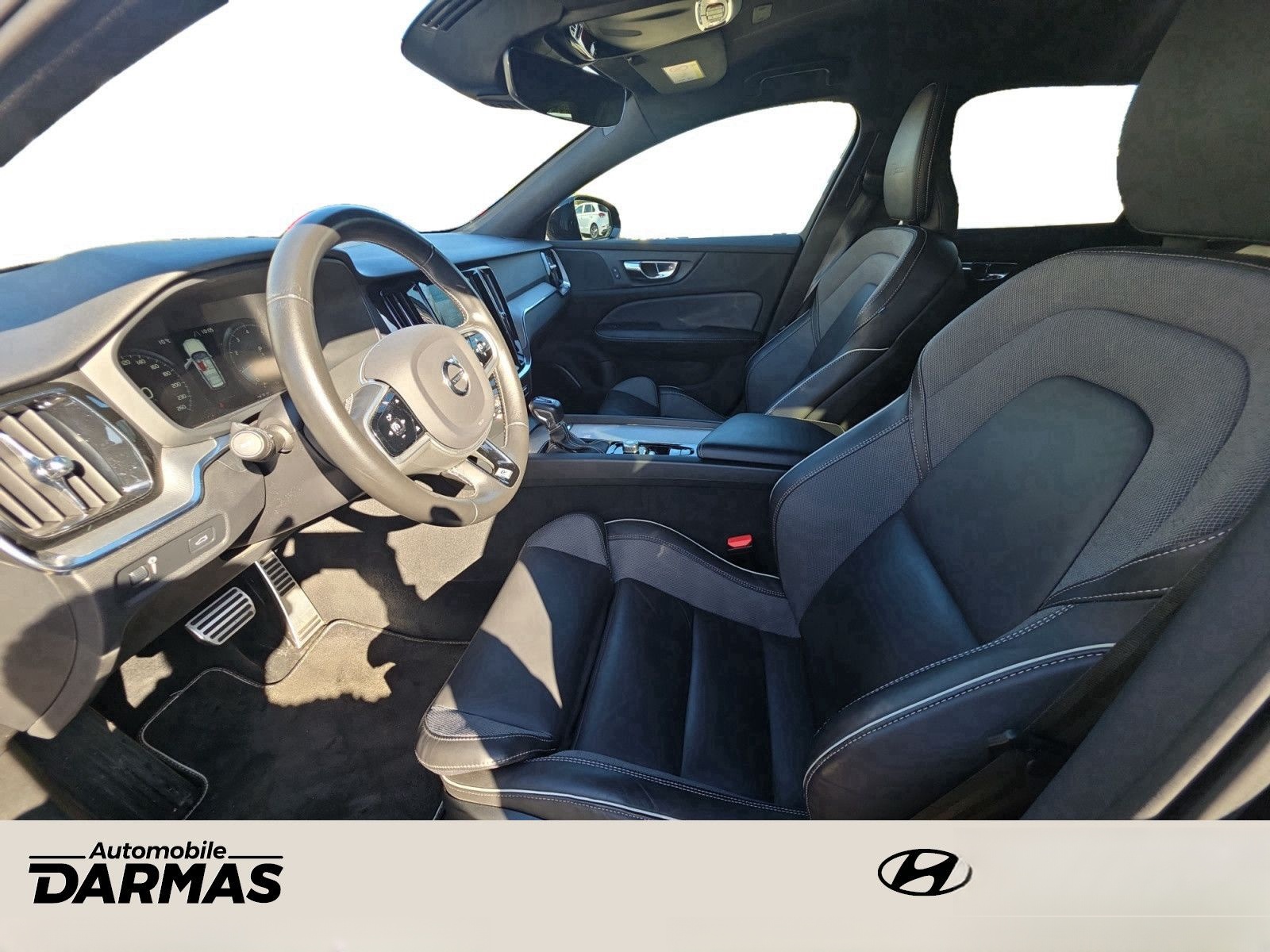 Volvo V60 (T4) 2.0 R Design Automatik - NAVI LHZ SHZ foto 11