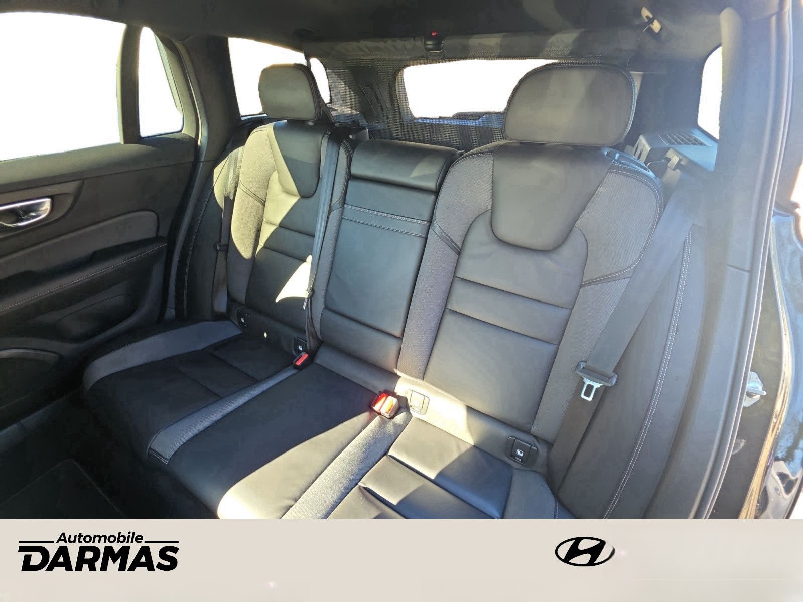 Volvo V60 (T4) 2.0 R Design Automatik - NAVI LHZ SHZ foto 12