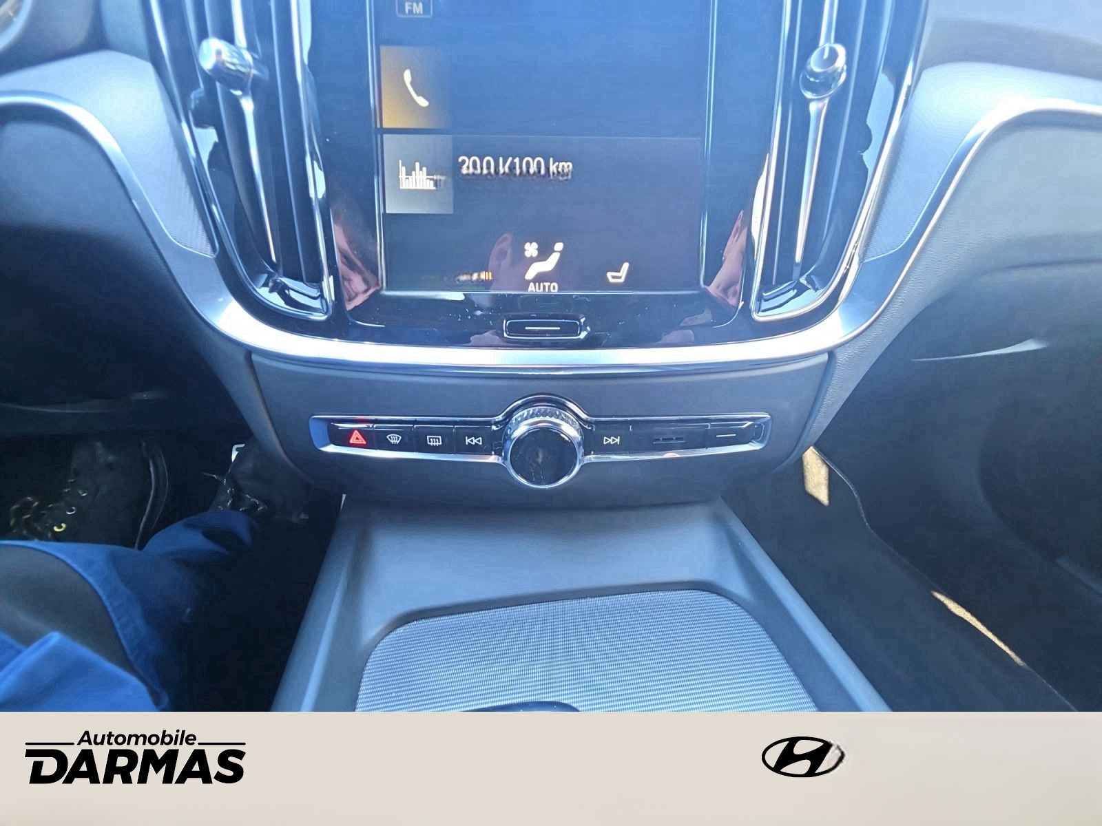 Volvo V60 (T4) 2.0 R Design Automatik - NAVI LHZ SHZ foto 14