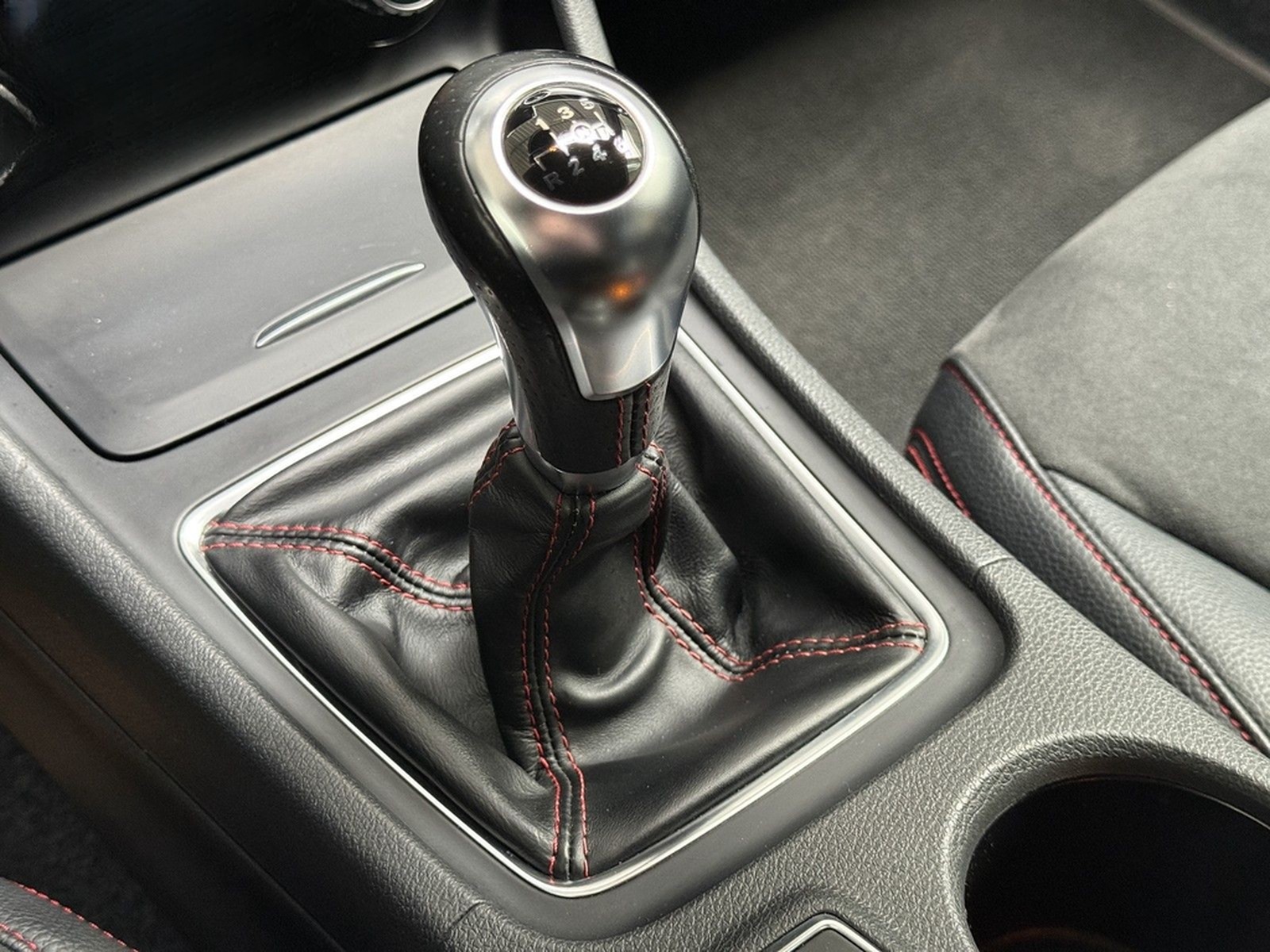 Mercedes-Benz GLA 200 AMG Line |H&K|Kamera|SHZ| foto 26