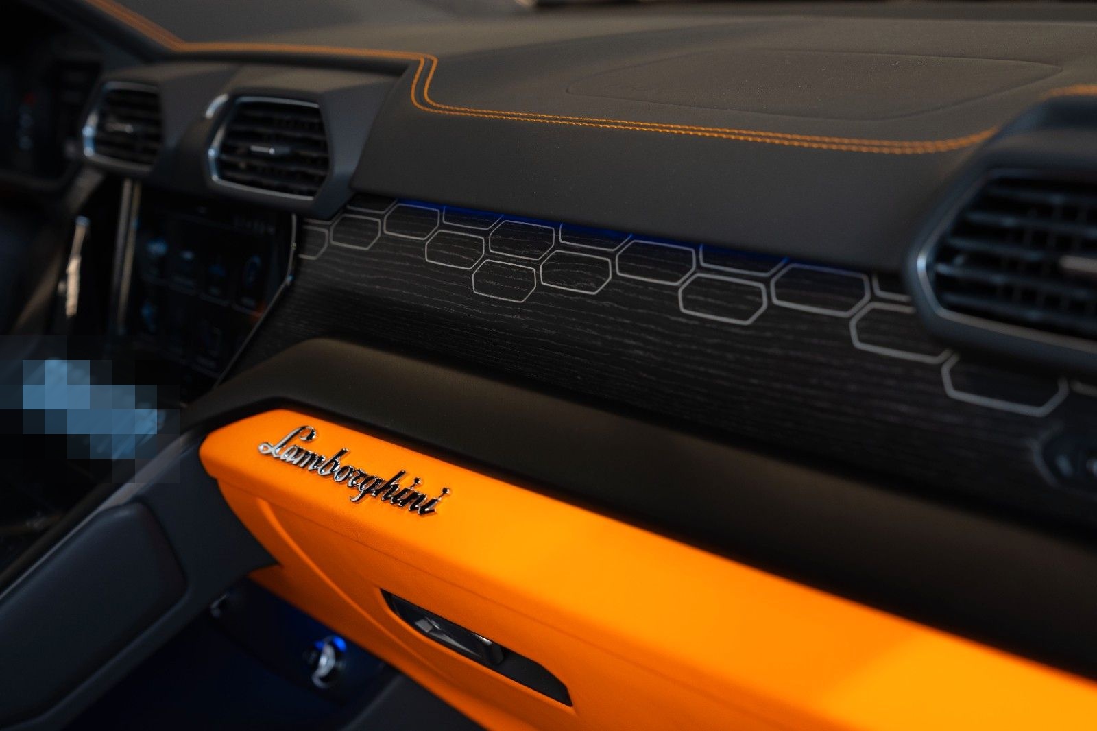 Lamborghini Urus S | Blu Astraeus | B&O foto 11
