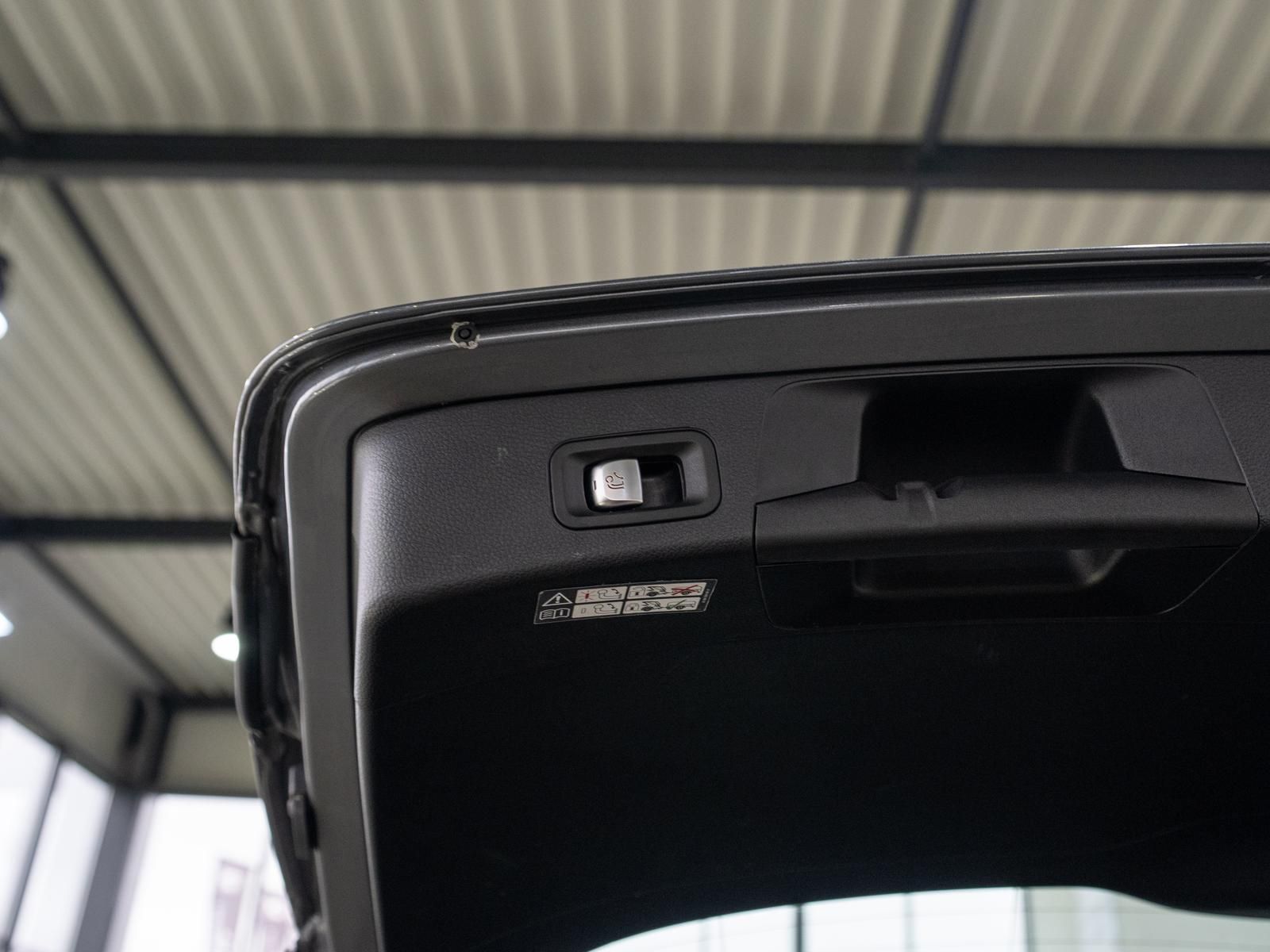 Mercedes-Benz C 300 d T 9G *AMG*BURM*AHK*360°-KAM.*DISTR*1.HD* foto 24