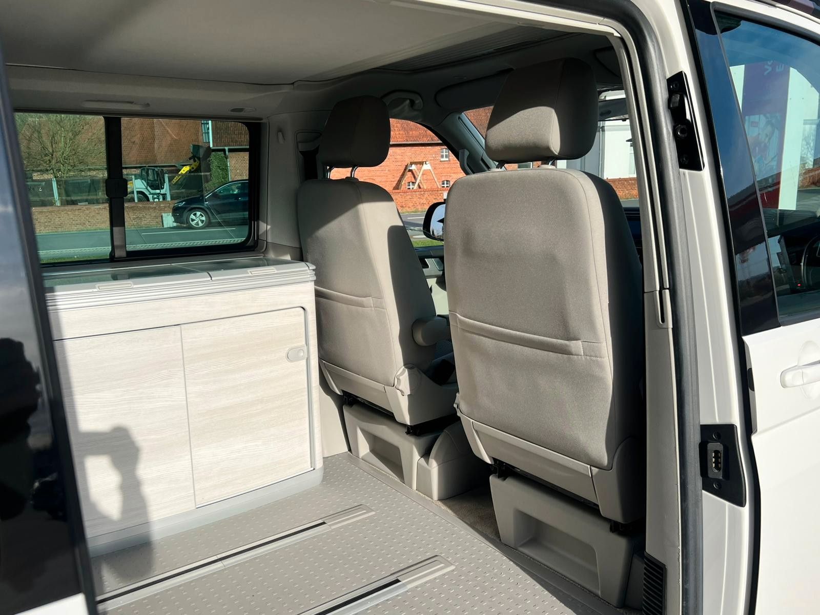 Volkswagen T6 California Coast Edition LED RFK ACC NAVI SH foto 14