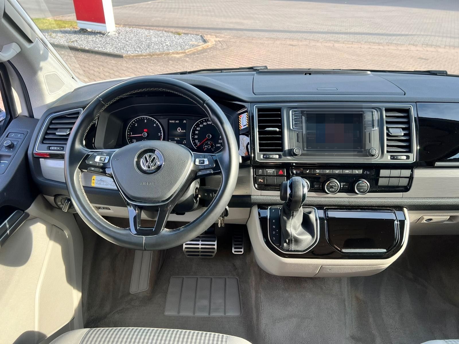 Volkswagen T6 California Coast Edition LED RFK ACC NAVI SH foto 19