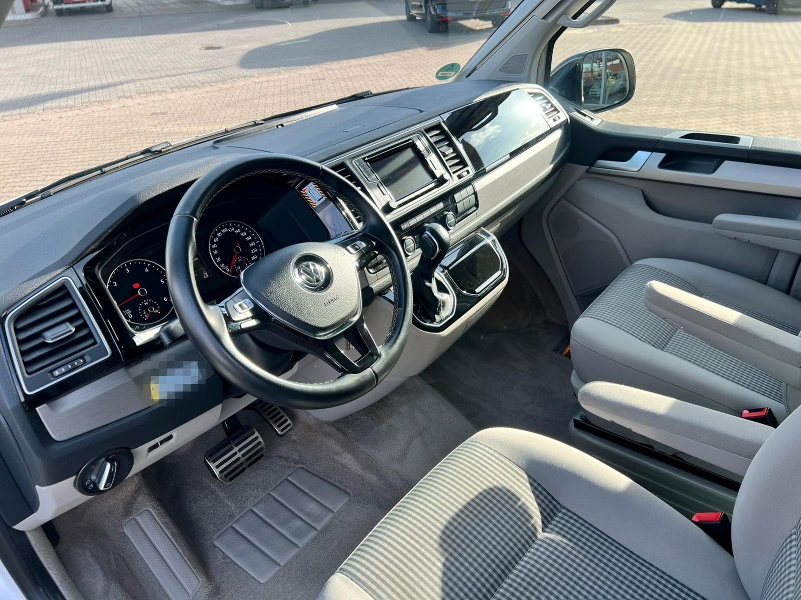 Volkswagen T6 California Coast Edition LED RFK ACC NAVI SH foto 9