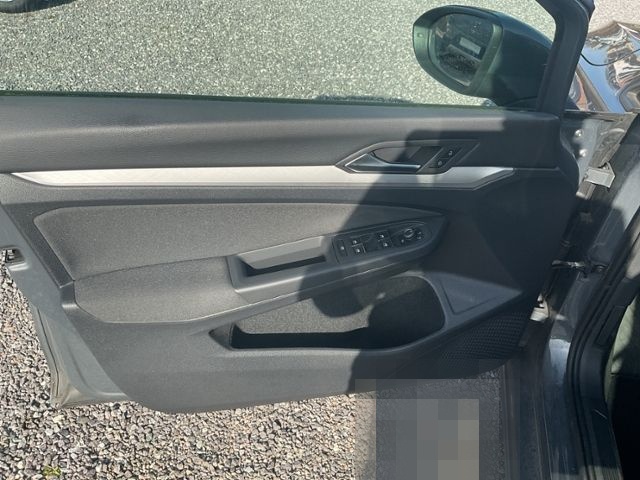 Volkswagen Golf VIII Variant Life 1.5l 96KW 130PS TSI 6-Gan foto 6