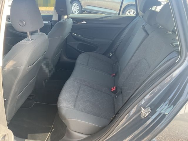 Volkswagen Golf VIII Variant Life 1.5l 96KW 130PS TSI 6-Gan foto 7