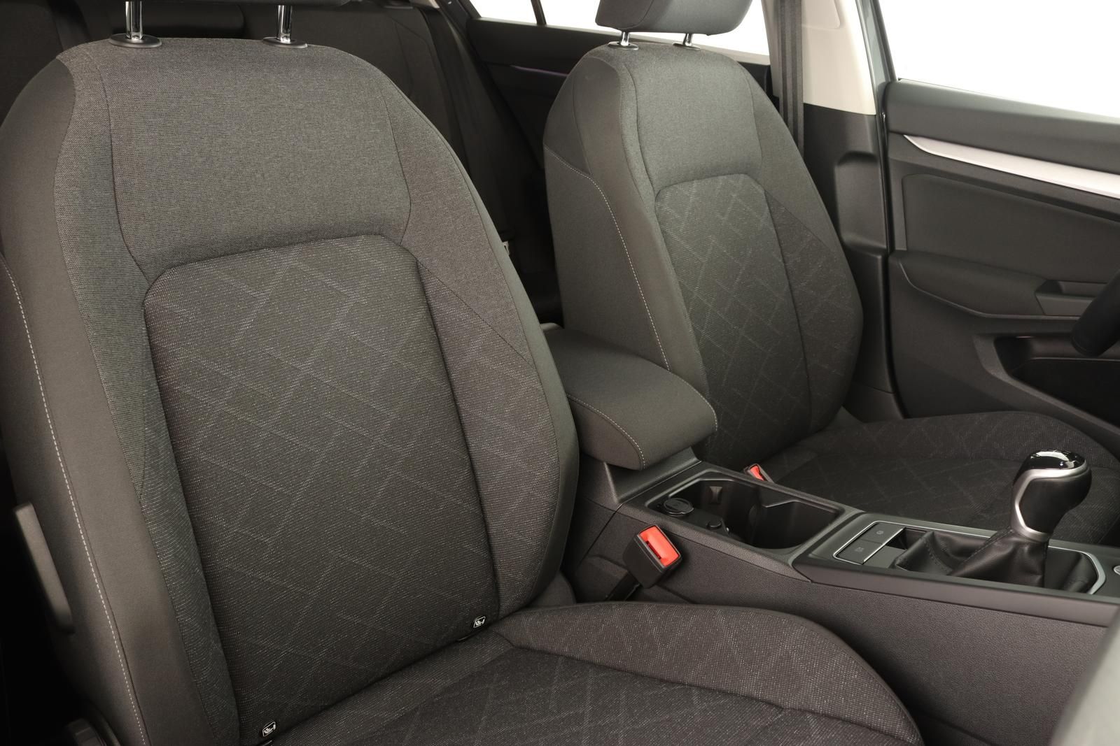 Volkswagen Golf 8 1.5 TSI Life LED VIRTUAL NAVI APP DAB+ PD foto 14