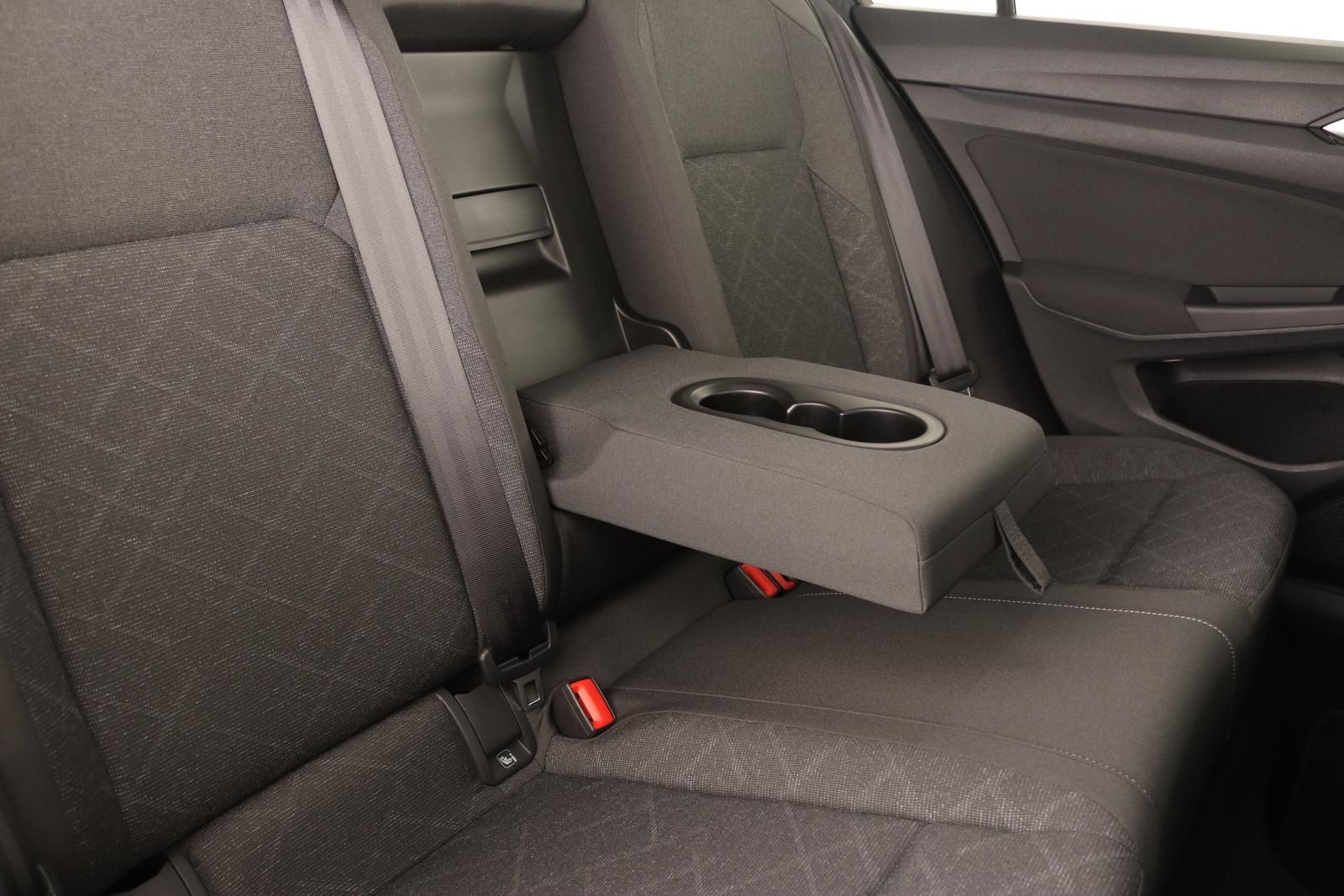 Volkswagen Golf 8 1.5 TSI Life LED VIRTUAL NAVI APP DAB+ PD foto 15