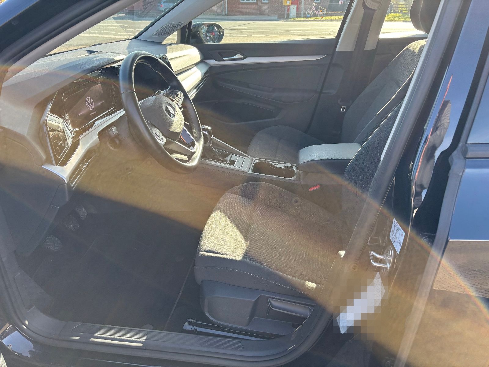 Volkswagen GOLF TSI LIFE LED/NAVI/LENKRADHEIZ./KLIMAAUTOMAT foto 13