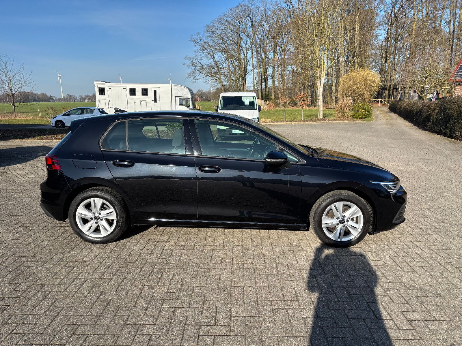 Volkswagen GOLF TSI LIFE LED/NAVI/LENKRADHEIZ./KLIMAAUTOMAT foto 3