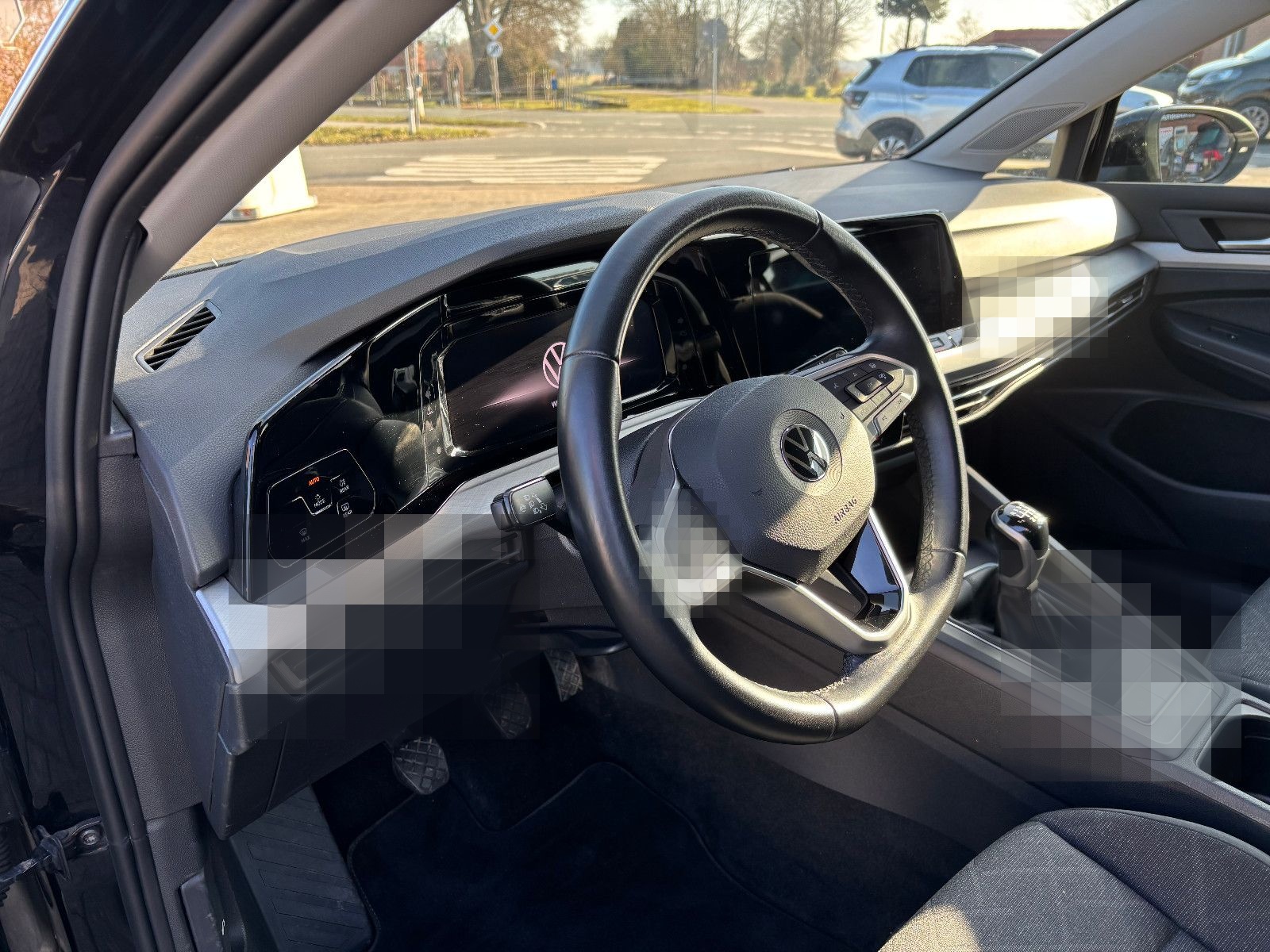 Volkswagen GOLF TSI LIFE LED/NAVI/LENKRADHEIZ./KLIMAAUTOMAT foto 8