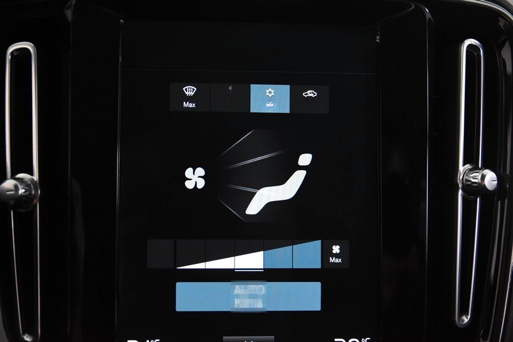 Volvo XC40 T3 Geartronic *1.Hand*18"R-Design*Navi* foto 16