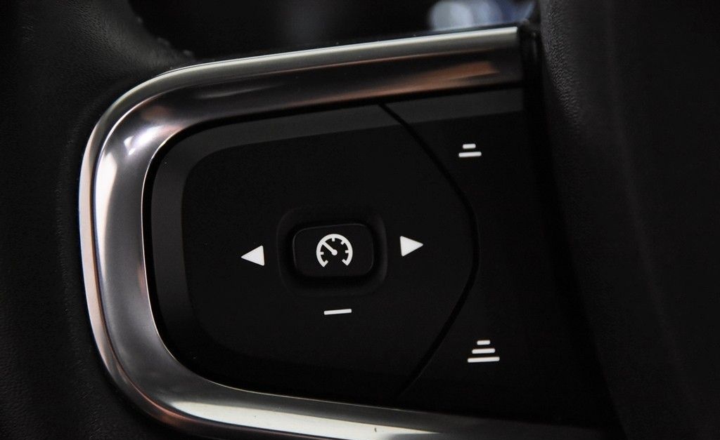 Volvo XC40 T3 Geartronic *1.Hand*18"R-Design*Navi* foto 18