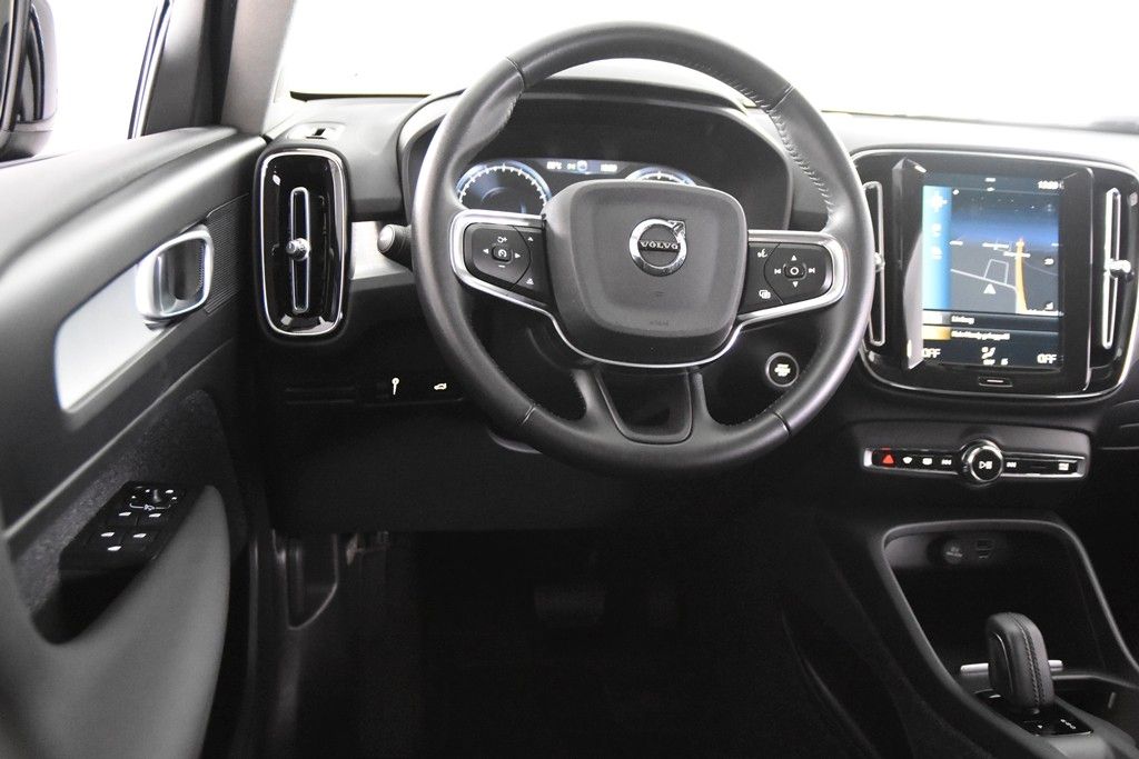 Volvo XC40 T3 Geartronic *1.Hand*18"R-Design*Navi* foto 9