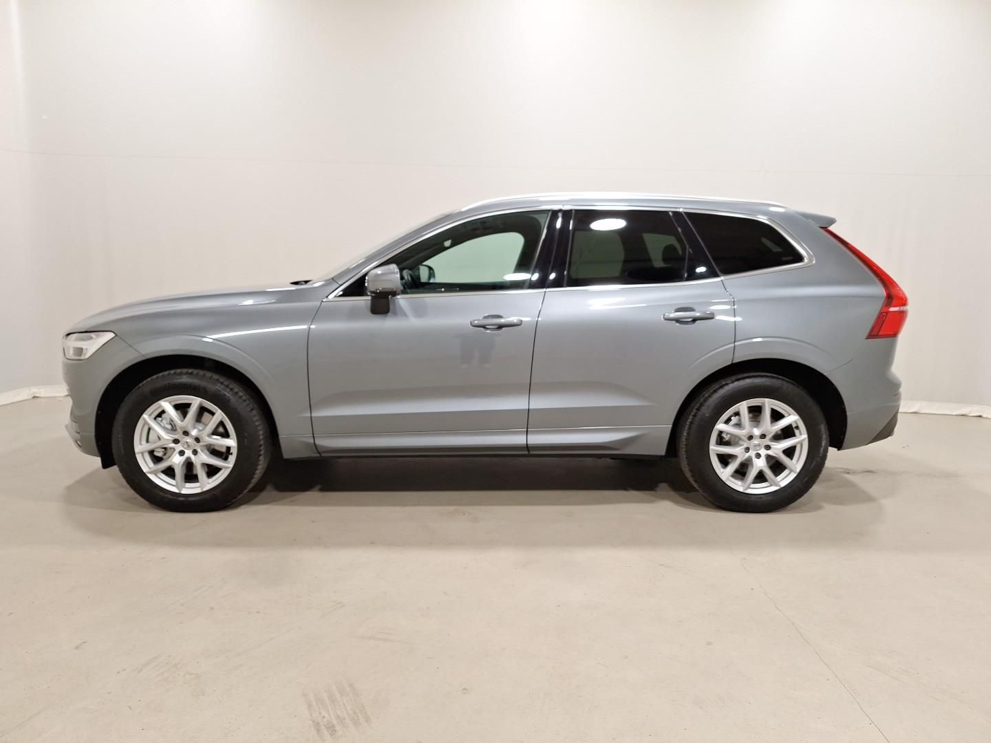 Volvo XC60 T4 2WD Momentum Pro Winter|LED|RFK|Navi foto 3