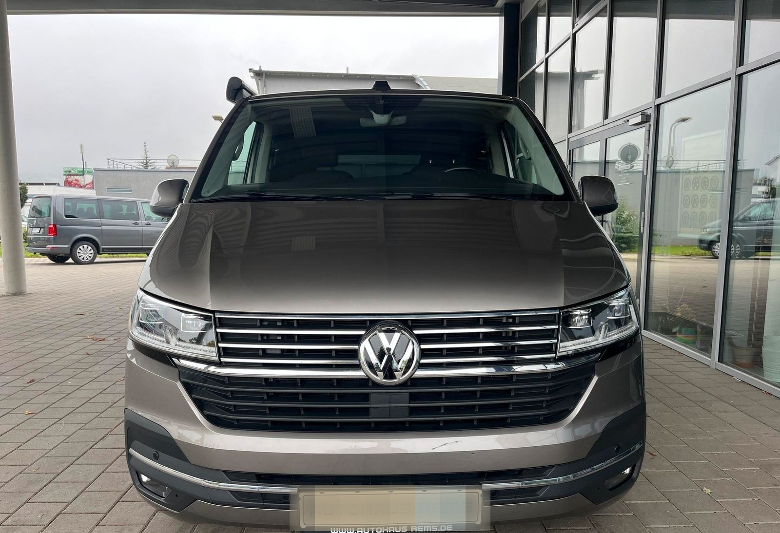 Volkswagen T6.1 Multivan, AHK, SHZ, ACC, KLIMAAUTO,NAVI,RFK foto 2