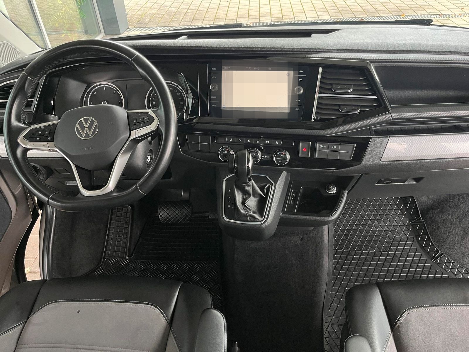 Volkswagen T6.1 Multivan, AHK, SHZ, ACC, KLIMAAUTO,NAVI,RFK foto 16