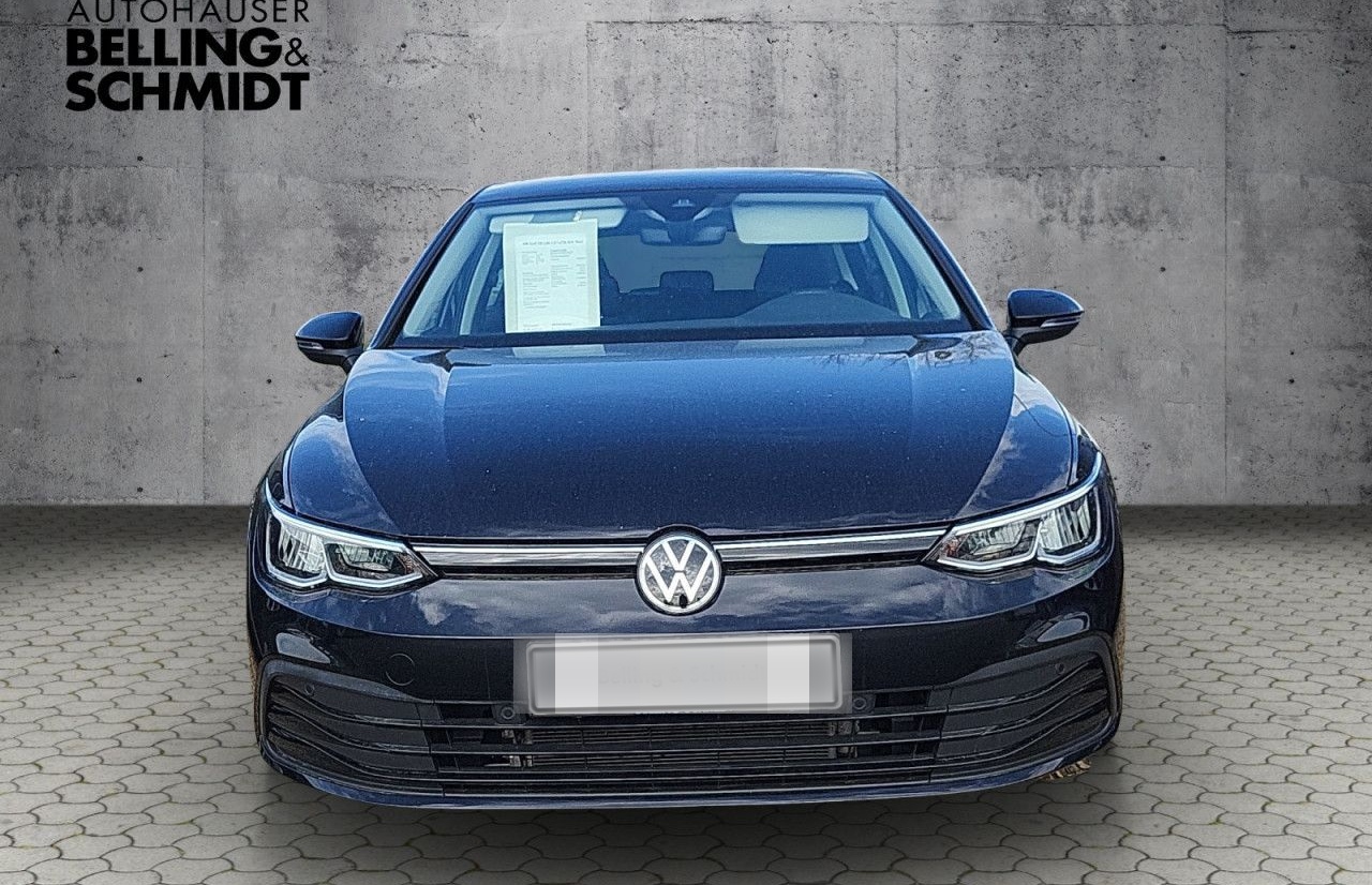 Volkswagen Golf VIII 1.5 l eTSI Life Aut. Navi Pro SHZ foto 2