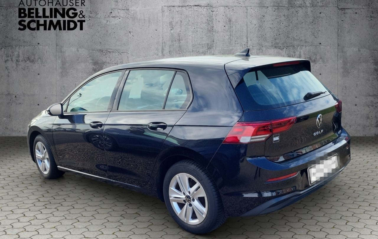 Volkswagen Golf VIII 1.5 l eTSI Life Aut. Navi Pro SHZ foto 3