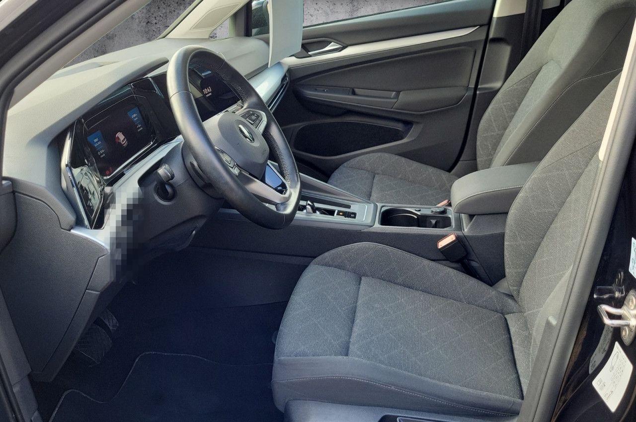 Volkswagen Golf VIII 1.5 l eTSI Life Aut. Navi Pro SHZ foto 7