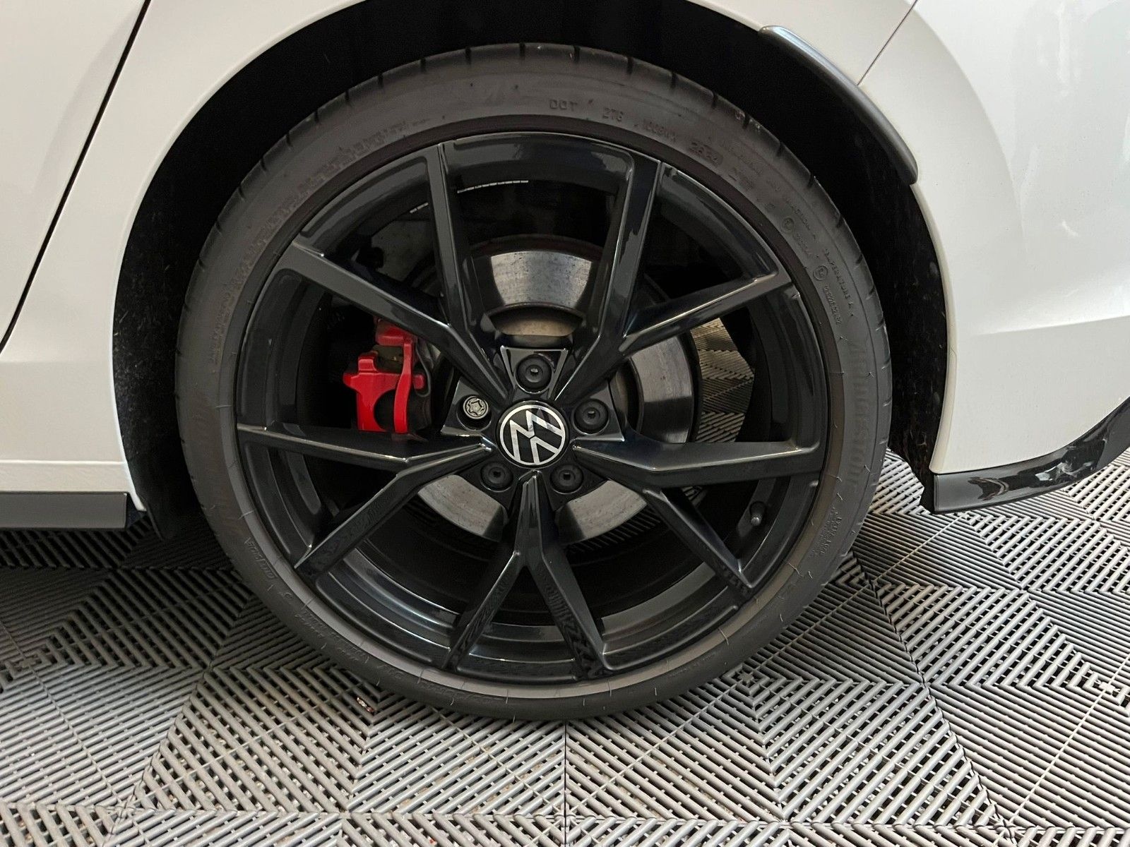 Volkswagen Golf VIII GTI Clubsport *Pano-Alcantara- foto 9