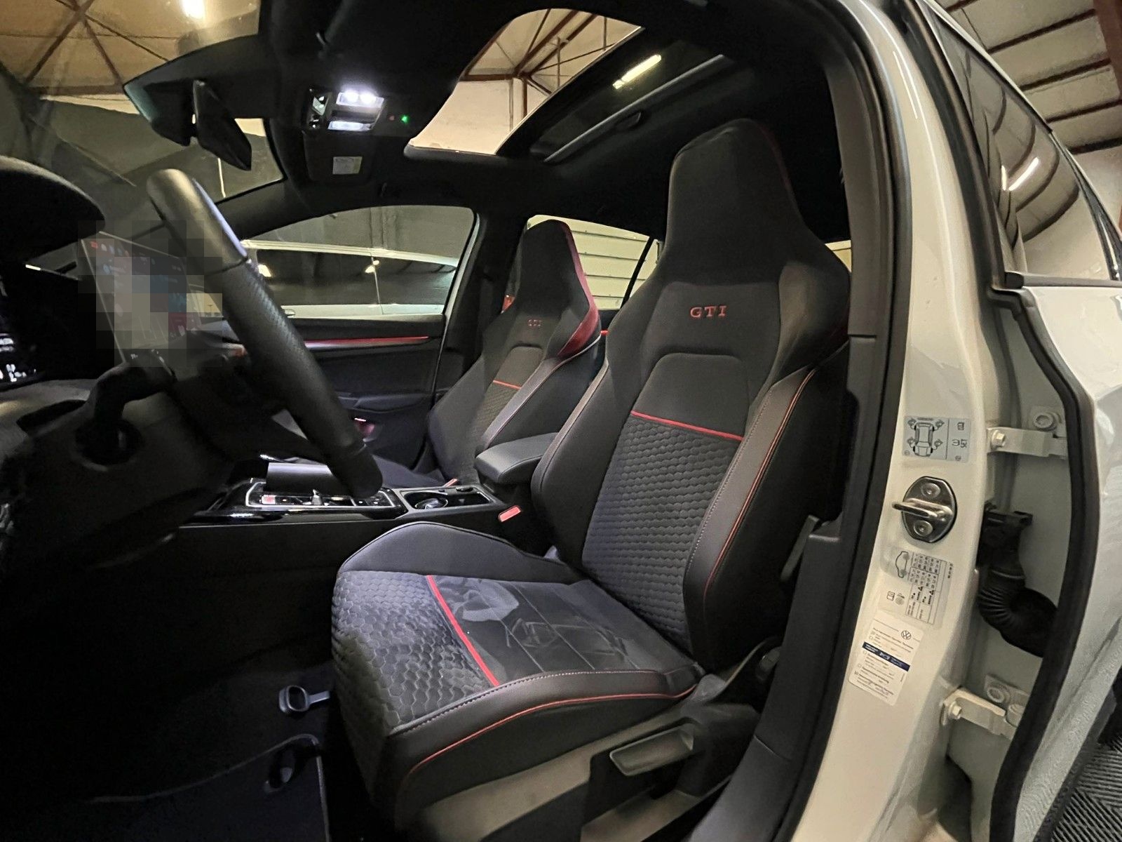 Volkswagen Golf VIII GTI Clubsport *Pano-Alcantara- foto 10