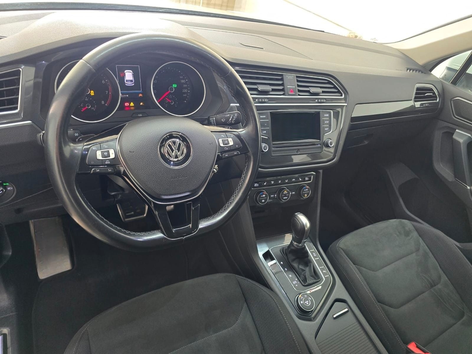 Volkswagen Tiguan 2.0 TSI 4Motion Highline LED ACC AHK 19" foto 15