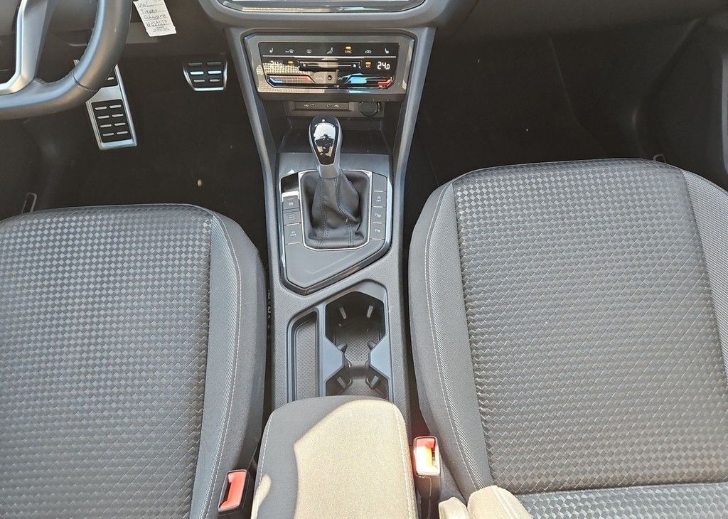 Volkswagen Tiguan 1.5 TSI DSG Active *Navi*LED*Kamera*HUD* foto 9