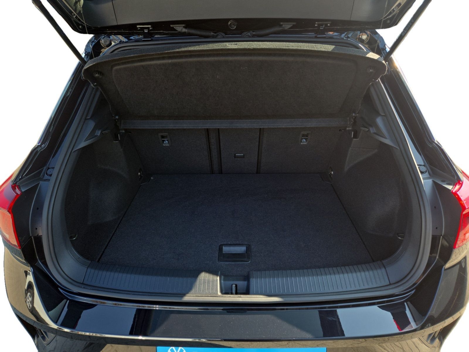 Volkswagen T-Roc R-Line 1.5 TSI DSG, AHK/KAM/NAVI/SHZ foto 14