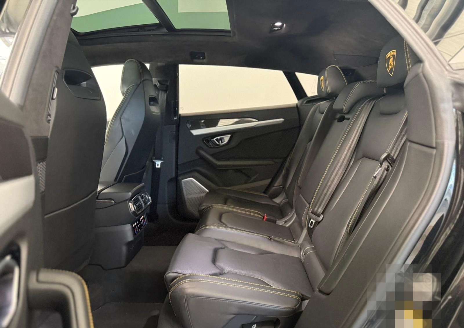 Lamborghini Urus 4,0 V8 ACC Pano 360° HUD B&O Massage Luft foto 12