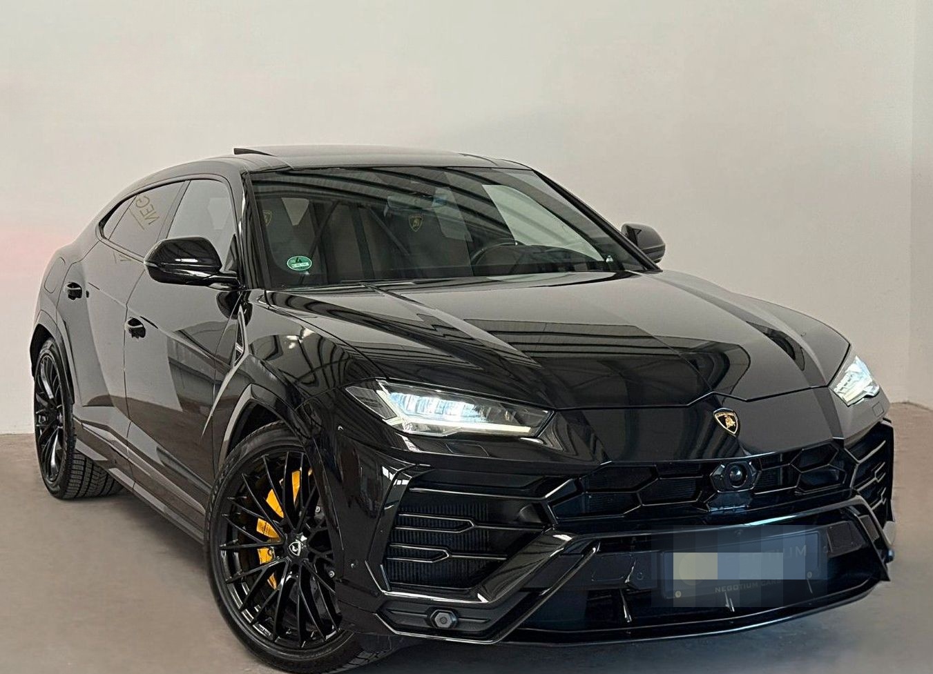 Lamborghini Urus 4,0 V8 ACC Pano 360° HUD B&O Massage Luft foto 3