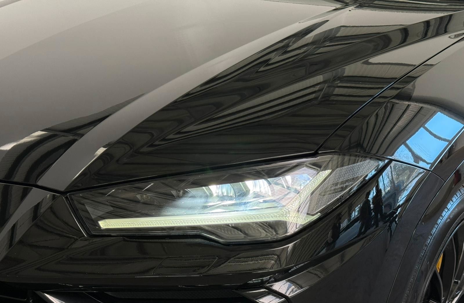 Lamborghini Urus 4,0 V8 ACC Pano 360° HUD B&O Massage Luft foto 10