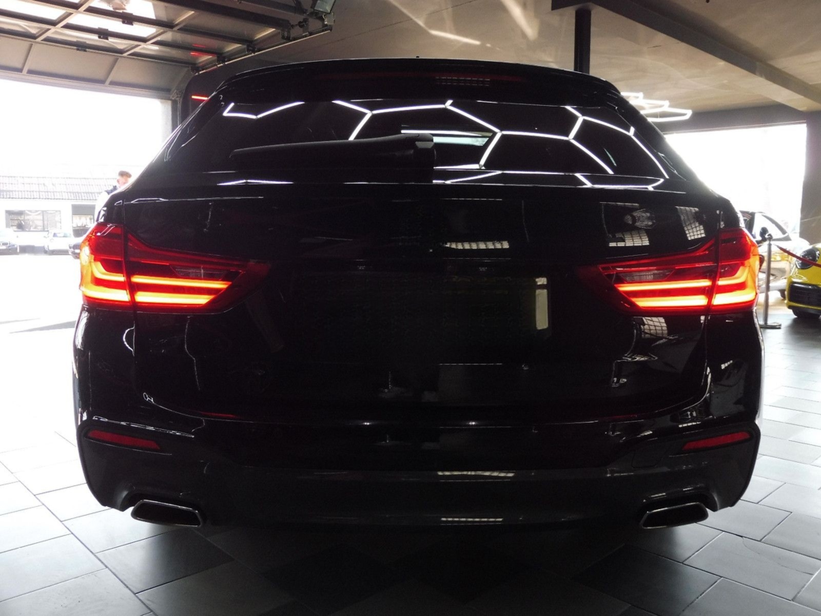 BMW 540d xDrive M Sport Entertain/HUD/Kam/Pano/AHK foto 7