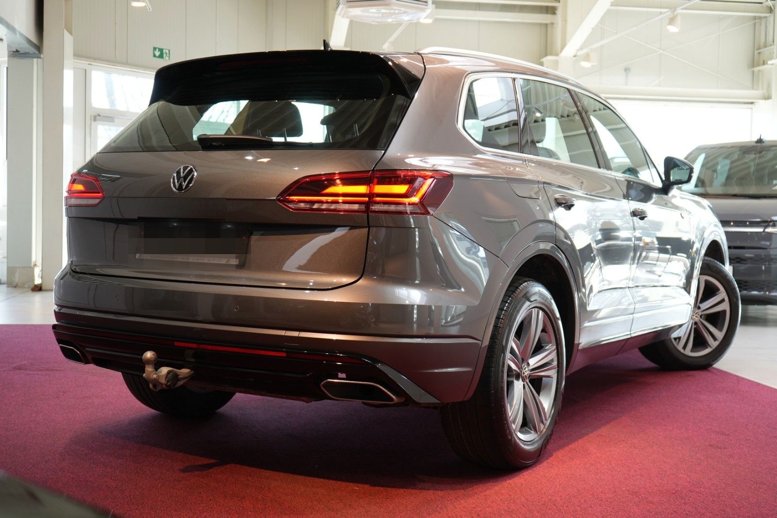 Volkswagen Touareg 3.0 V6 TDI 4Motion R-Line *LED*Navi*AHK foto 4