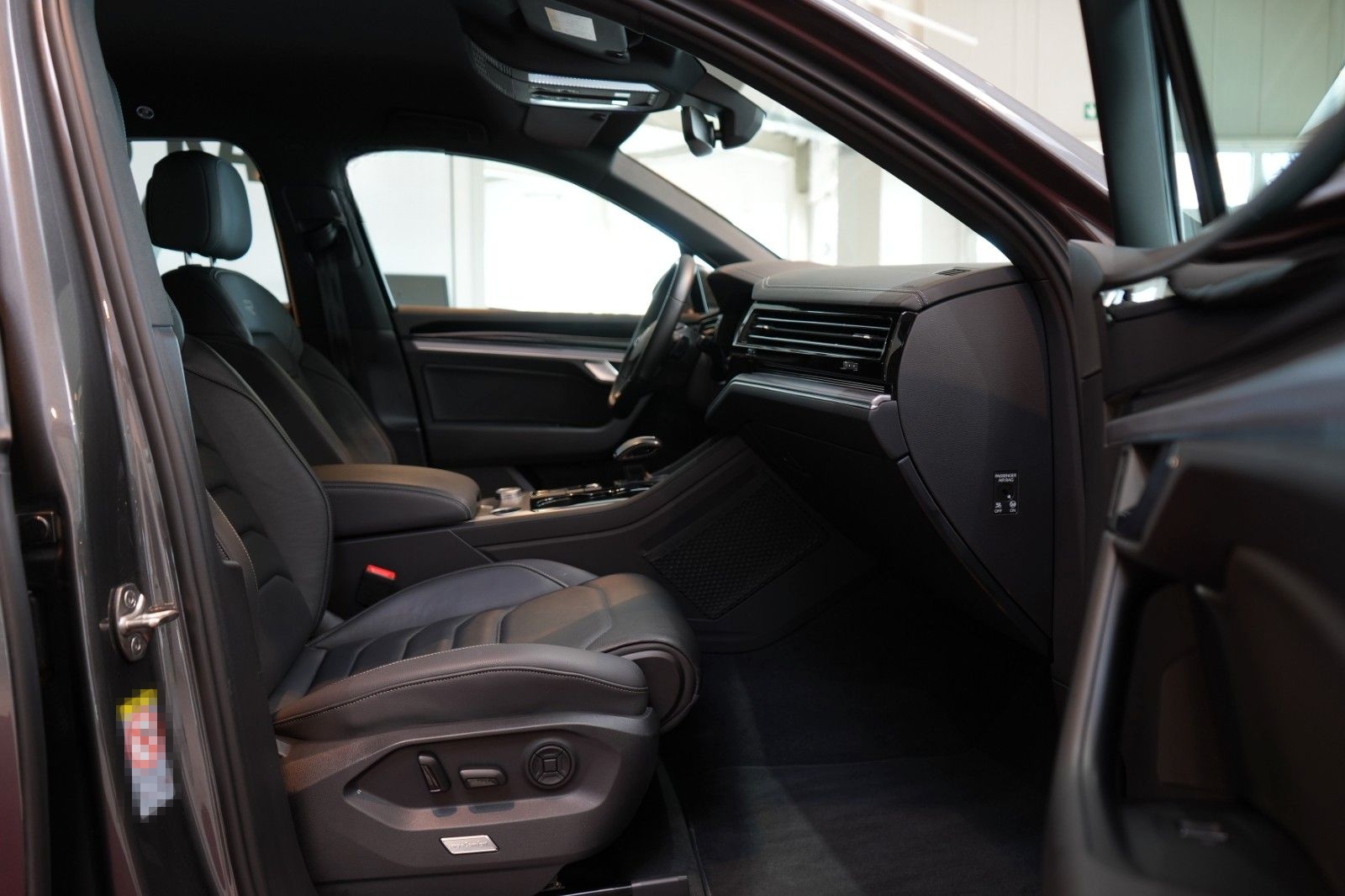 Volkswagen Touareg 3.0 V6 TDI 4Motion R-Line *LED*Navi*AHK foto 9