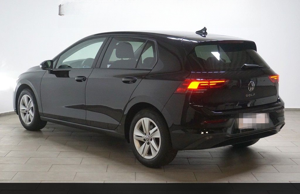 Volkswagen Golf 8 2.0TDI DSG Life Virtual Navi LED SHZ foto 6