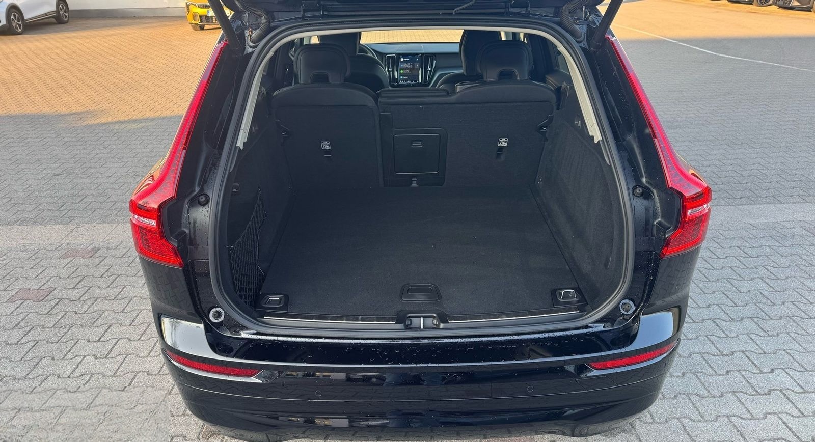 Volvo XC60 B4 Diesel Core + Fahrerassistenz-Paket foto 11