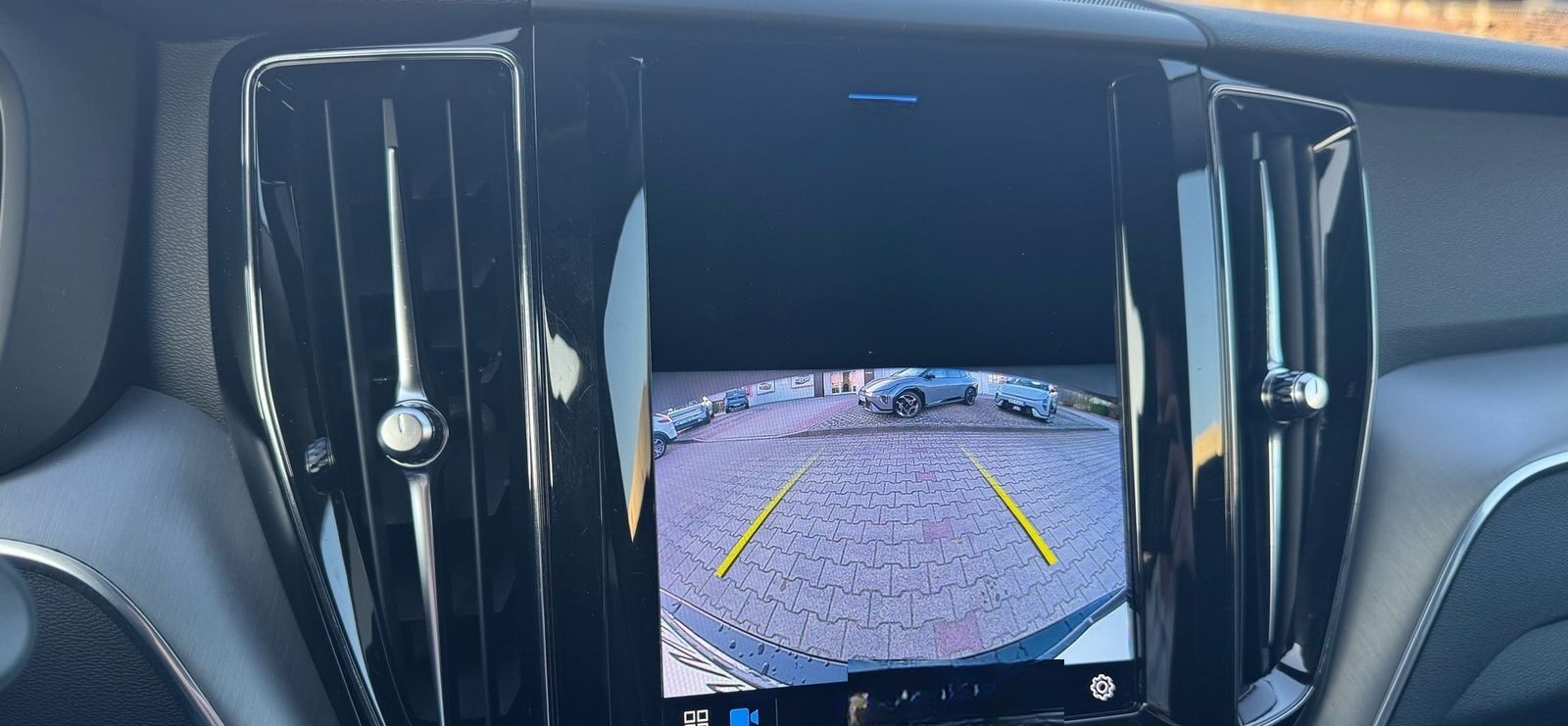 Volvo XC60 B4 Diesel Core + Fahrerassistenz-Paket foto 18