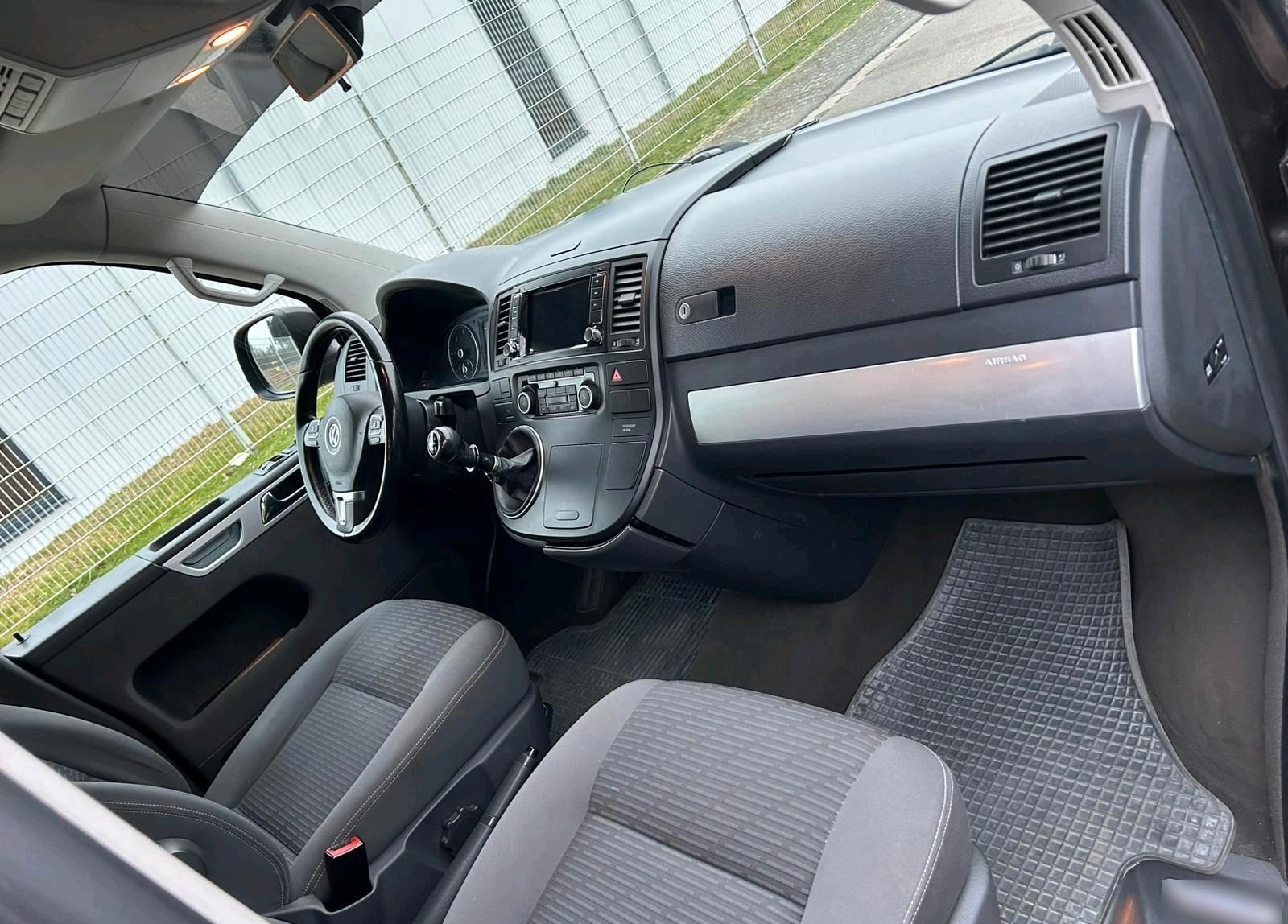 Volkswagen VW Bus Multivan T5 4 Motion 7 Sitze foto 5